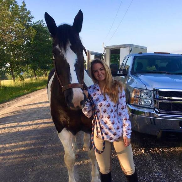 Meet your Posher, Taylor - Picture 1 of 1